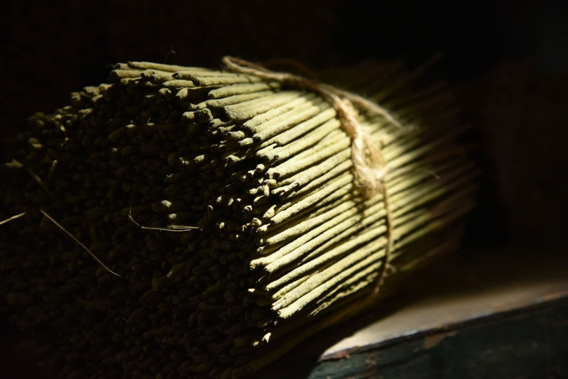 Paropakaram | Sandalwood Räucherstäbchen | 10 Stück