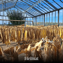 Herstellbild Heimat Tabak dunkel – schonend fermentierter Schweizer Feinschnitt, regional verarbeitet in Payerne und Steinach