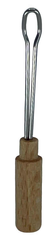 Ohrreiniger Le Myosotis – langlebiger Ohrreiniger mit Jura-Holzgriff und verchromter Metallschlinge, hygienisch und umweltfreundlich